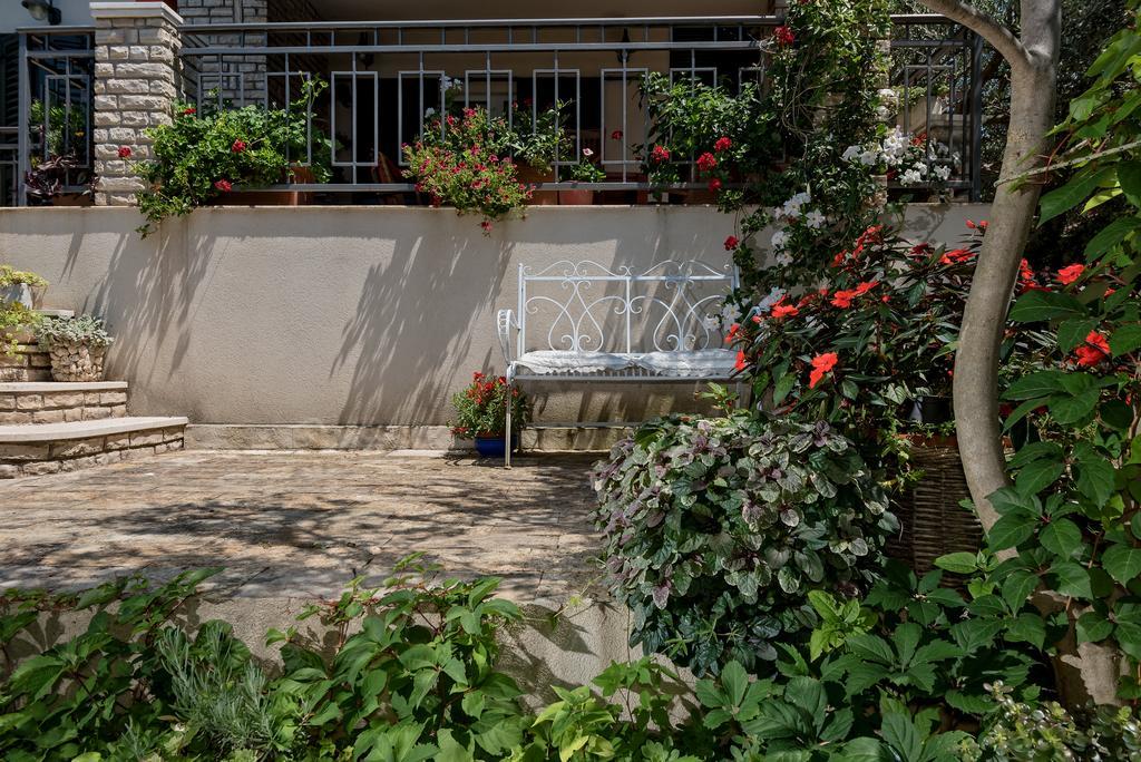 Apartman Roza Rogoznica  Εξωτερικό φωτογραφία